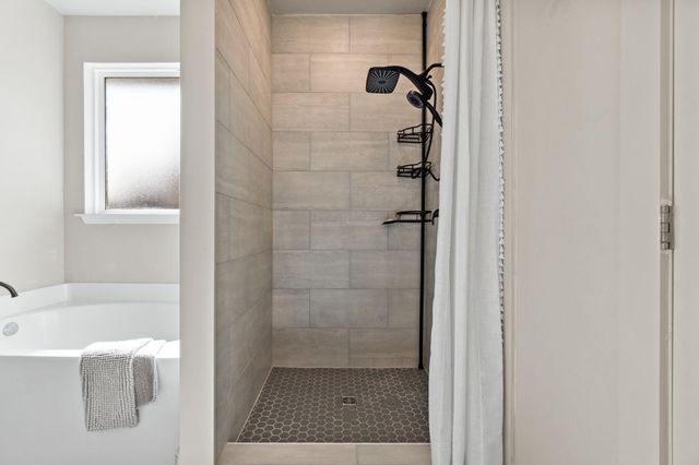 160 Sweet Tea Lane, Freeport, FL 32439