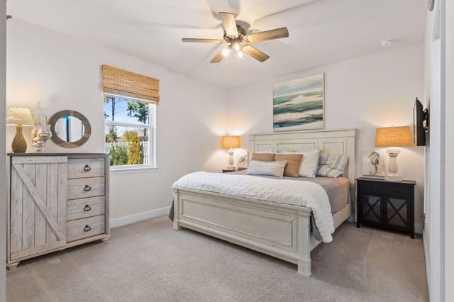 160 Sweet Tea Lane, Freeport, FL 32439