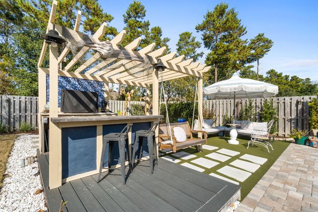 160 Sweet Tea Lane, Freeport, FL 32439