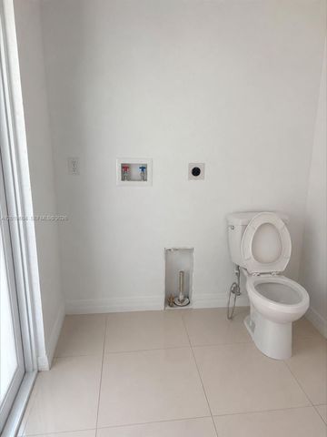 1507 NW 100th St, Miami, FL 33147