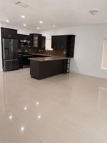 1507 NW 100th St, Miami, FL 33147