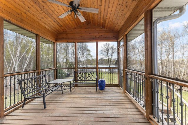 2697 Davis Street S, Cambridge, MN 55008