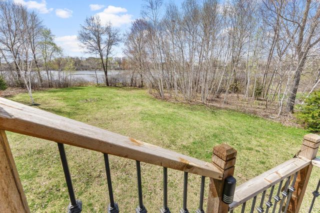 2697 Davis Street S, Cambridge, MN 55008