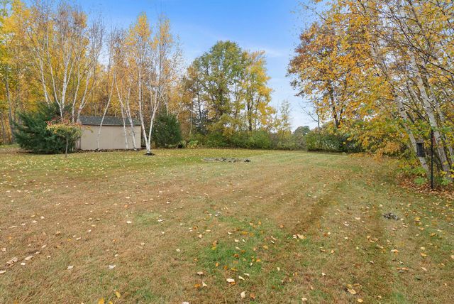 2697 Davis Street S, Cambridge, MN 55008