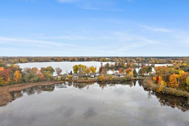 2697 Davis Street S, Cambridge, MN 55008