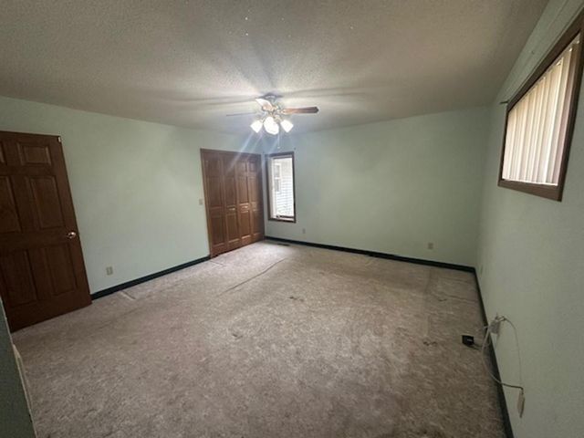 10398 S 275th Street, Evansville, MN 56326