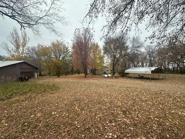 10398 S 275th Street, Evansville, MN 56326