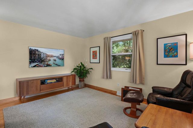 322 Robin Parkway, Madison, WI 53705