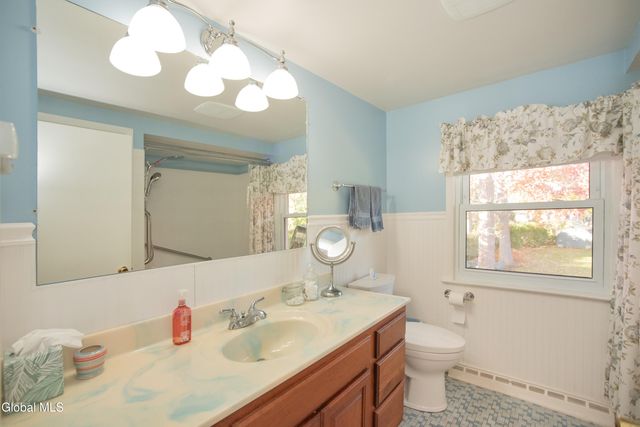 1046 Manas Drive, Rotterdam, NY 12303