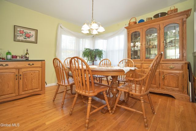 1046 Manas Drive, Rotterdam, NY 12303