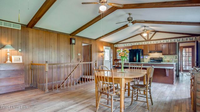 259 E Valleyview Dr, Mt Washington, KY 40047
