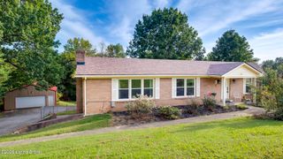 259 E Valleyview Dr, Mt Washington, KY 40047