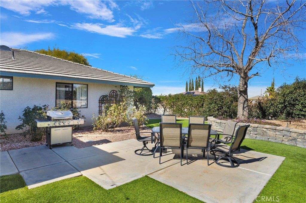 Image 13 of property listing at 7225 Amanda Way, Hesperia, CA 92345