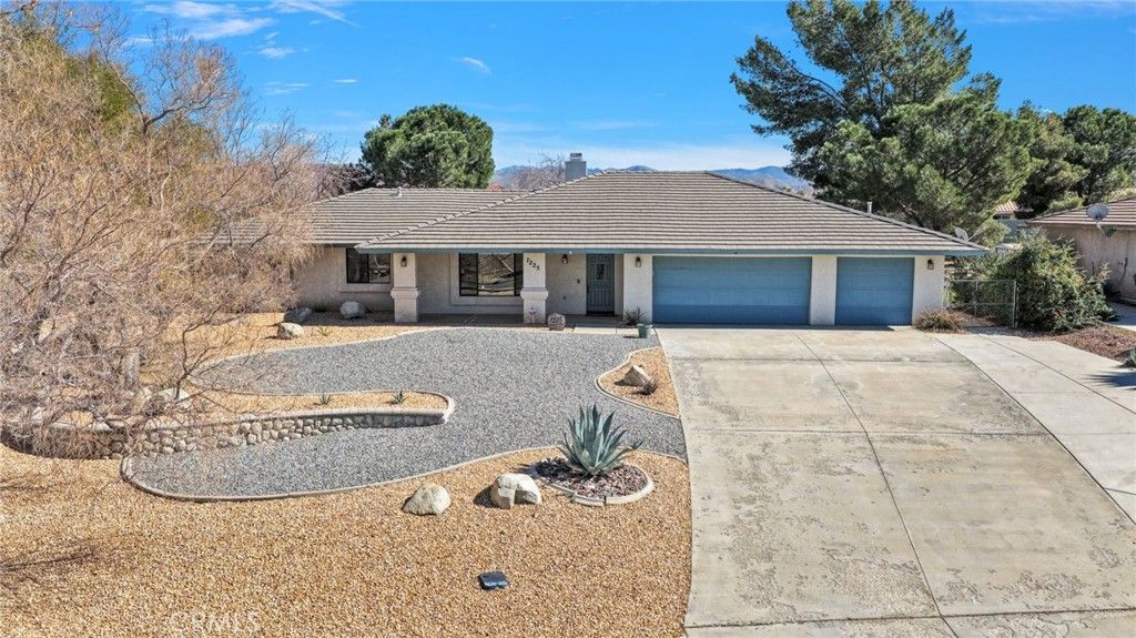 Image 2 of property listing at 7225 Amanda Way, Hesperia, CA 92345