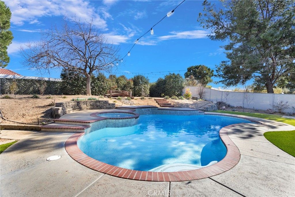 Image 6 of property listing at 7225 Amanda Way, Hesperia, CA 92345