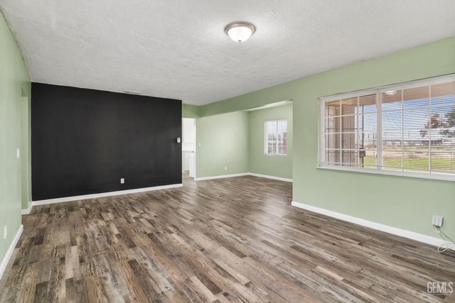 1729 Melody Lane, Bakersfield, CA 93308