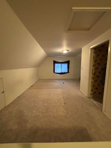 706 Kern, Waterloo, IA 50703