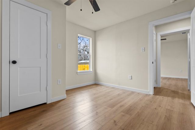 153 Avondale Avenue, Azle, TX 76020