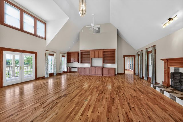 2035 KY-1247, Stanford, KY 40484