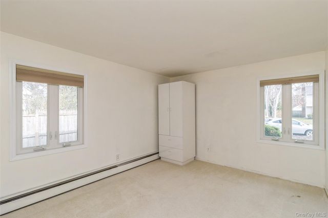 22 Ballad Lane, Stony Brook, NY 11790