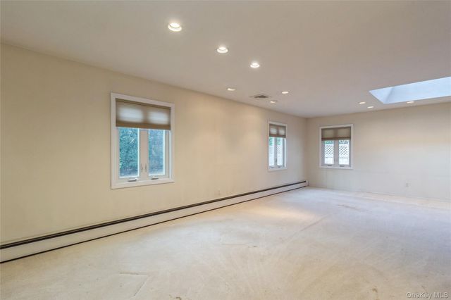 22 Ballad Lane, Stony Brook, NY 11790