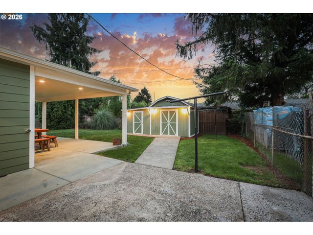 3914 N KISKA St, Portland, OR 97217