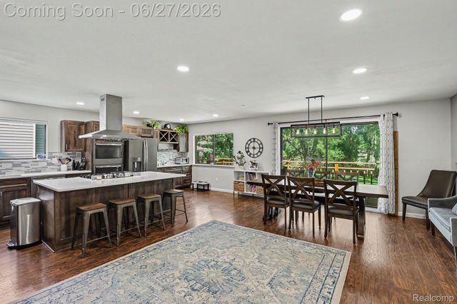 5134 Old Cove Road, Independence Charter Township, MI 48346