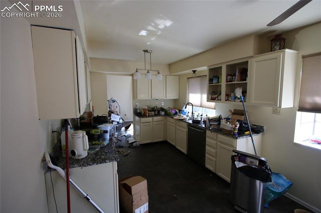 2965 Westcliff Circle, Colorado Springs, CO 80906