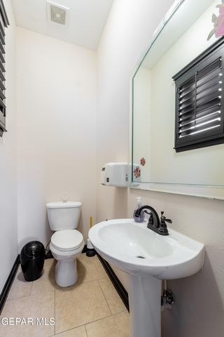 4500 Honey Willow Way, El Paso, TX 79922