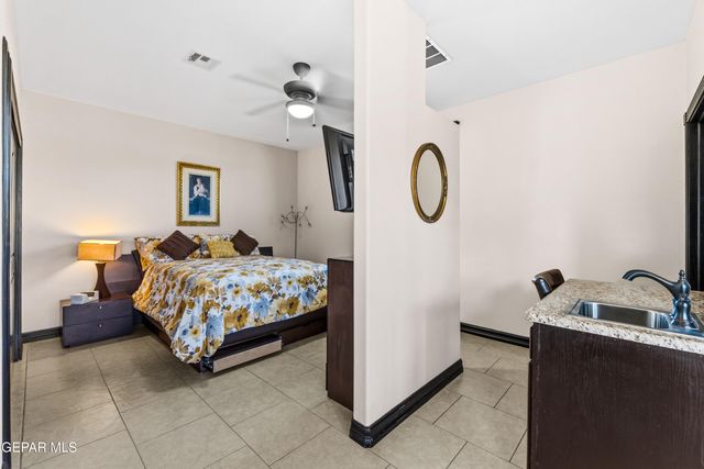 4500 Honey Willow Way, El Paso, TX 79922