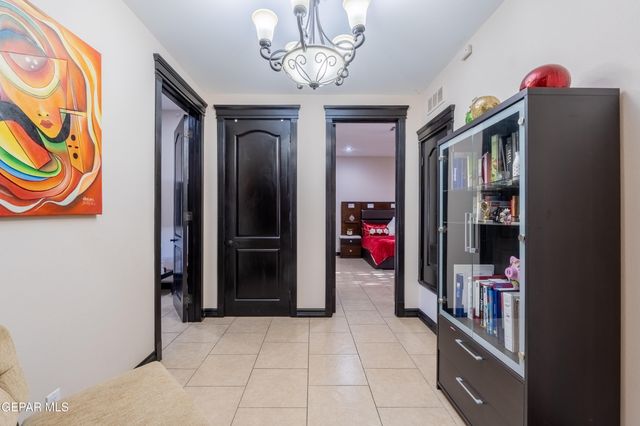 4500 Honey Willow Way, El Paso, TX 79922