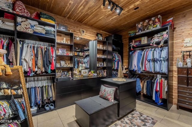 4500 Honey Willow Way, El Paso, TX 79922