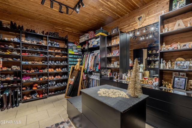 4500 Honey Willow Way, El Paso, TX 79922