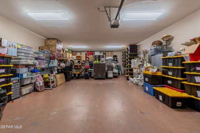 4500 Honey Willow Way, El Paso, TX 79922