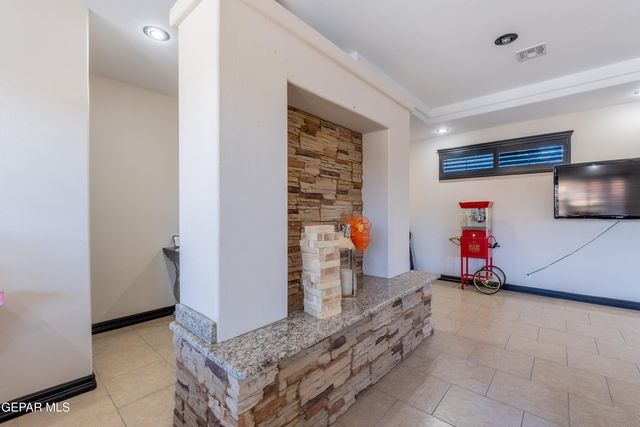 4500 Honey Willow Way, El Paso, TX 79922