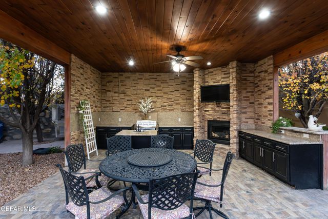 4500 Honey Willow Way, El Paso, TX 79922