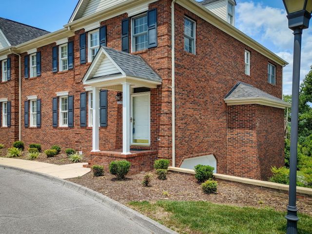 2043 West Manor Court -, Kingsport, TN 37660