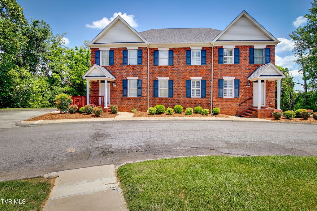 2043 West Manor Court -, Kingsport, TN 37660