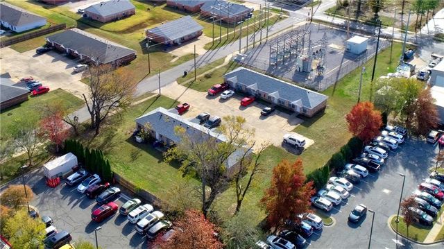 502 & 504 SE A Street, Bentonville, AR 72712