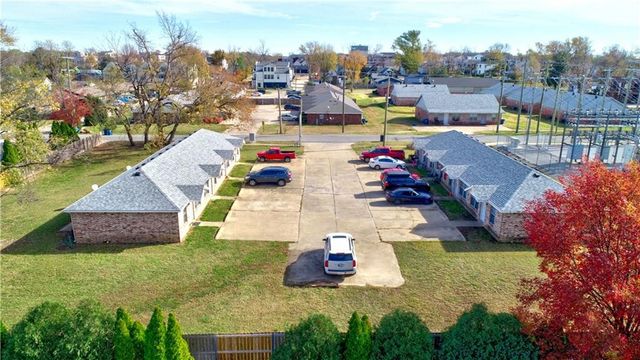 502 & 504 SE A Street, Bentonville, AR 72712