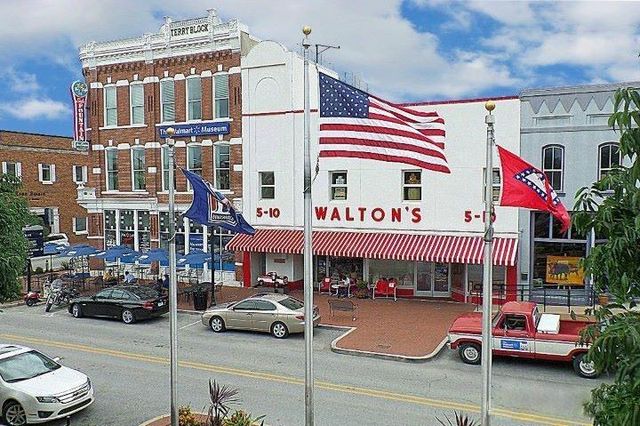 502 & 504 SE A Street, Bentonville, AR 72712