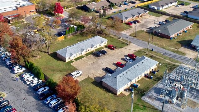 502 & 504 SE A Street, Bentonville, AR 72712