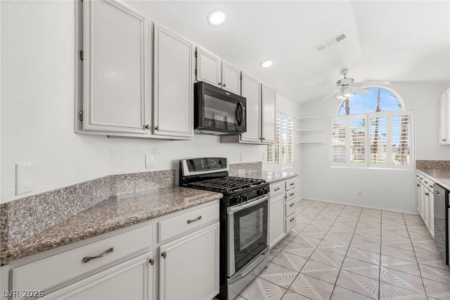 3941 Round Wood Street, Las Vegas, NV 89147