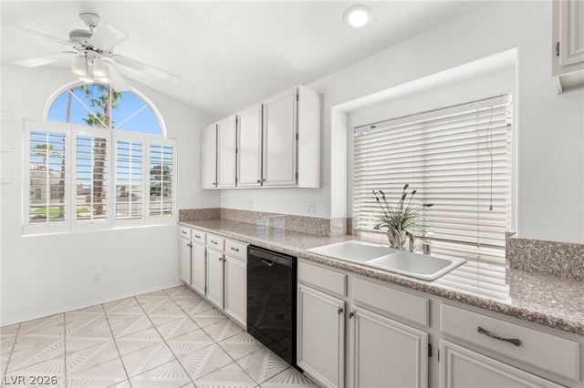 3941 Round Wood Street, Las Vegas, NV 89147