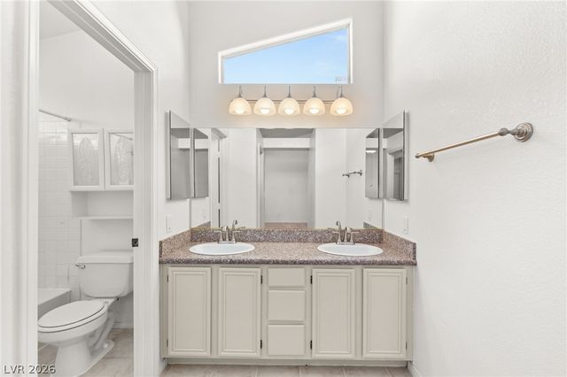 3941 Round Wood Street, Las Vegas, NV 89147