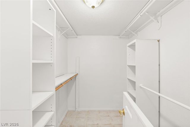 3941 Round Wood Street, Las Vegas, NV 89147