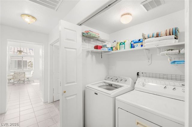 3941 Round Wood Street, Las Vegas, NV 89147