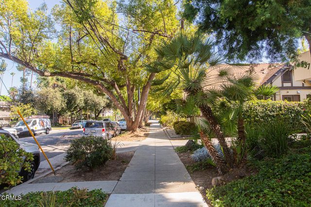537 S Euclid Avenue 2, Pasadena, CA 91101