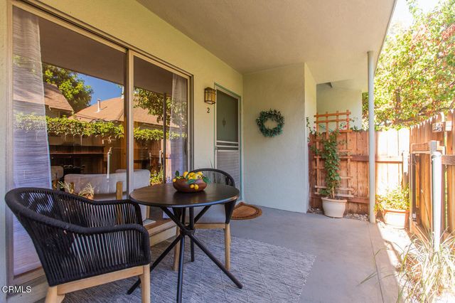 537 S Euclid Avenue 2, Pasadena, CA 91101
