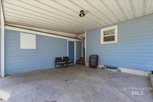 803 Falls Avenue West, Twin Falls, ID 83301